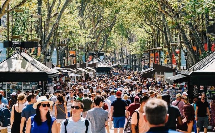 Número de turistas em todo o mundo aumenta 6% em 2018 Número de turistas em todo o mundo aumenta 6% em 2018