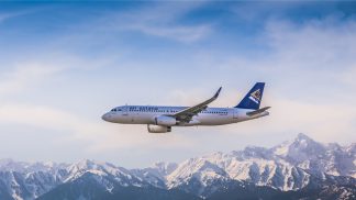 Embraer e Air Astana assinam contrato de serviços para nova frota de jatos