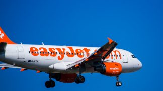 easyJet lança nova rota Porto-Málaga a partir de abril - há voos a partir de €28