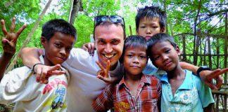 Rui Daniel visitou 102 países, foi preso, passou fome e faria tudo outra vez