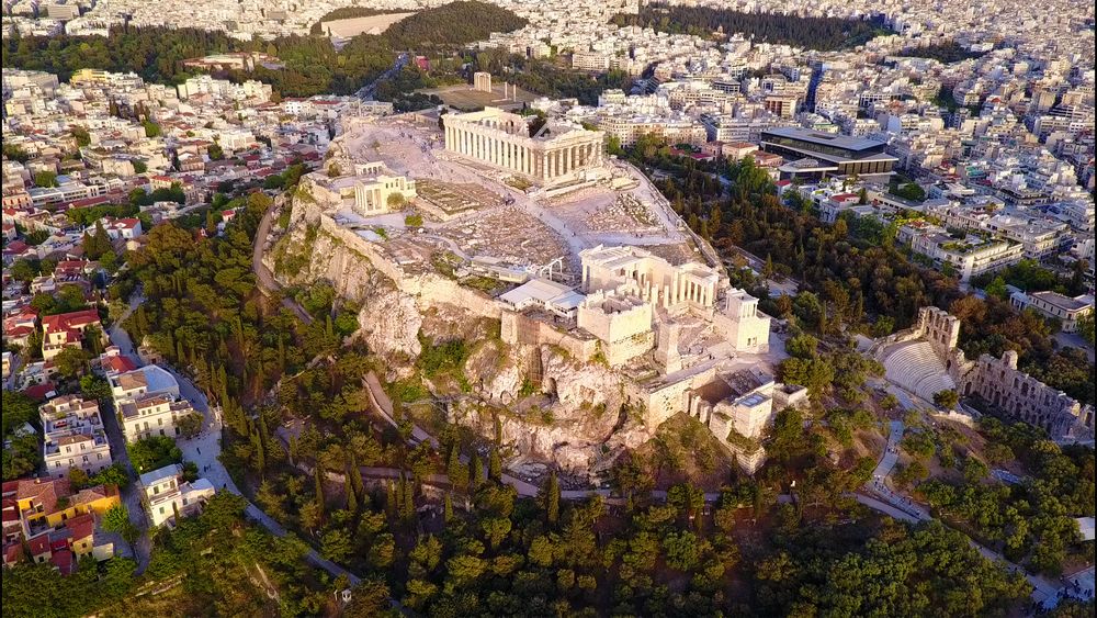 The Acropolis_shutterstock_735905326_resultado