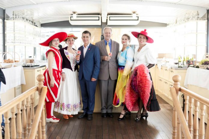 A festa do vinho que só acontece de vinte em vinte anos A festa do vinho que só acontece de vinte em vinte anos