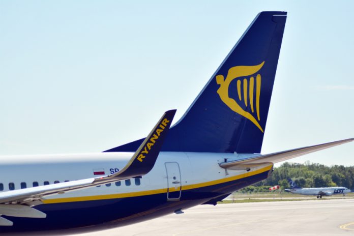 Ryanair lança oferta de Halloween: 50 mil lugares por 9,99€ Ryanair lança oferta de Halloween: 50 mil lugares por 9,99€