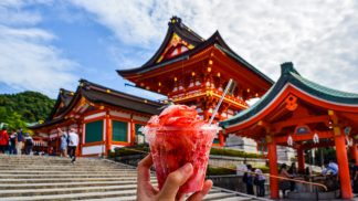 Esta empresa paga-lhe para viajar pelo mundo e provar comida