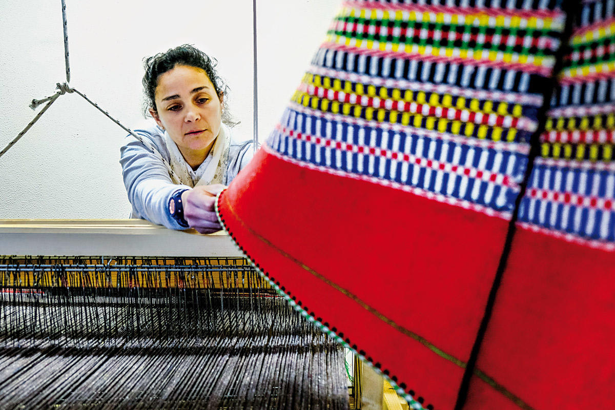 33850942_BINARY_GI14022019LN002238