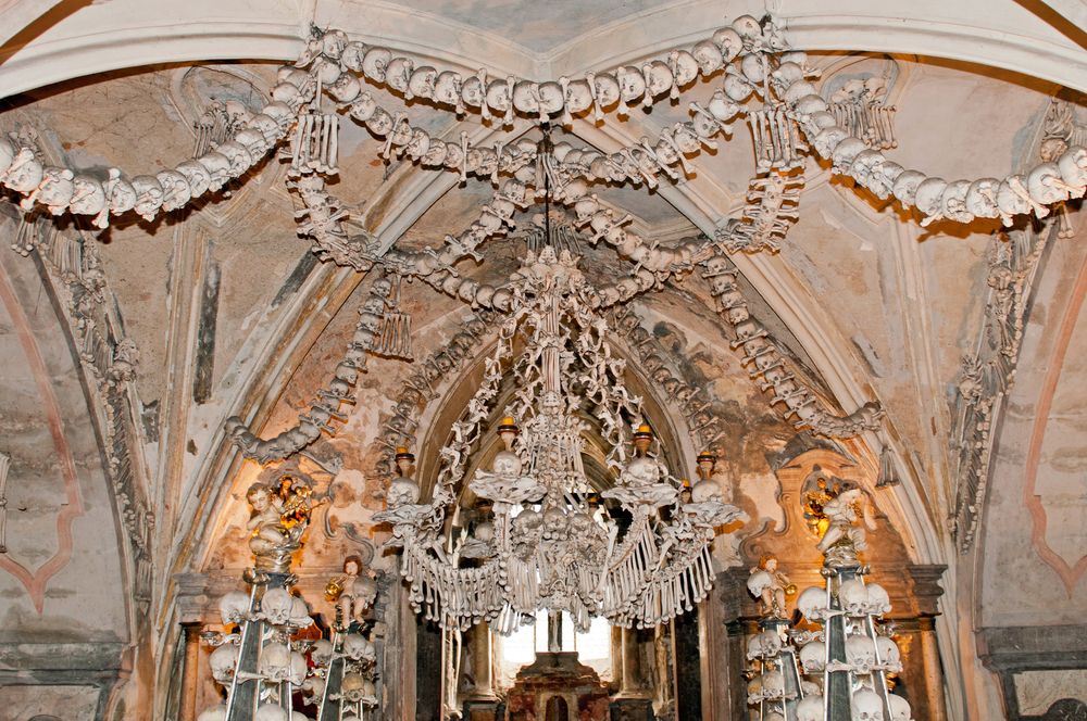 Sedlec Ossuary_shutterstock_83499145_resultado