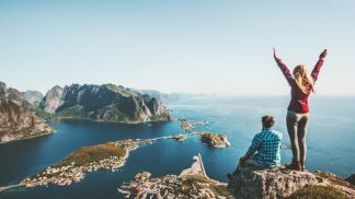 10 dicas essenciais para poupar nas viagens durante as férias de verão