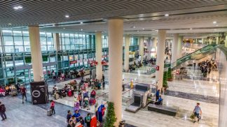 Aeroporto de Macau bate recorde histórico com 800 mil passageiros em abril