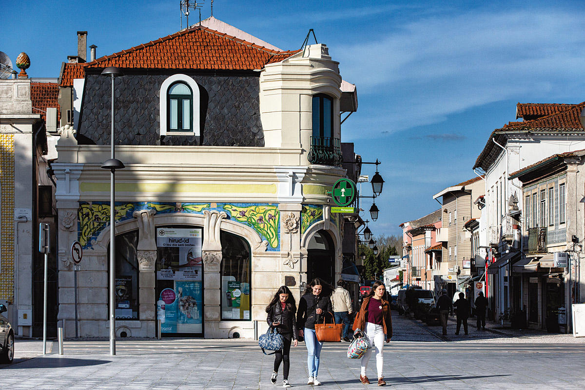 34108364_BINARY_18032019_MARIAJOAOGALA69aaaaaaaaaaaa