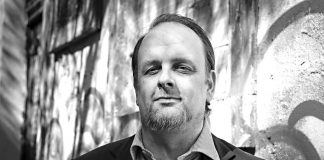 Pedro Mexia: «Viajar é constatar a continuidade entre os sítios imaginados e os sítios vividos»