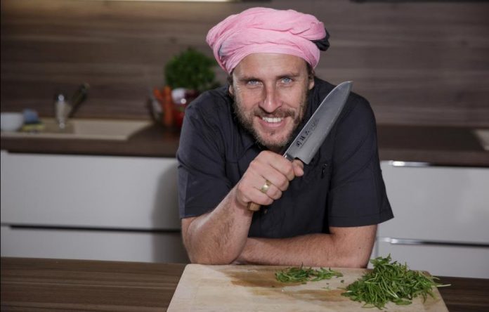 Não perca a aula de cozinha com Chakall em direto no Facebook Não perca a aula de cozinha com Chakall em direto no Facebook