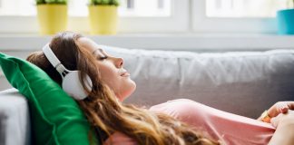 Estudo revela que é possível aprender uma nova língua enquanto dorme