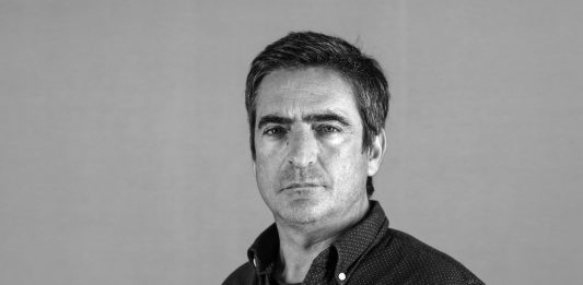 Camané: «As pessoas já conhecem mais o fado no estrangeiro» Camané: «As pessoas já conhecem mais o fado no estrangeiro»