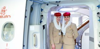 Emirates volta a recrutar em Portugal: oferece mais de €2000 mensais
