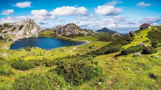 As fronteiras estão abertas: escolhemos 25 locais para visitar em Espanha Espanha: 25 locais para visitar durante todo o ano