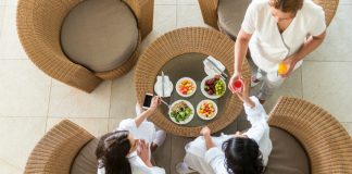 O que comemos nas férias pode ser prejudicial para o ambiente: saiba porquê