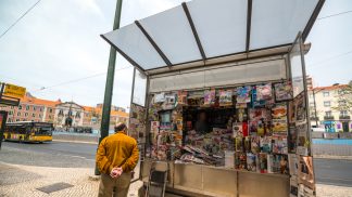 Covid-19: homenagem aos vendedores de jornais de todo o país