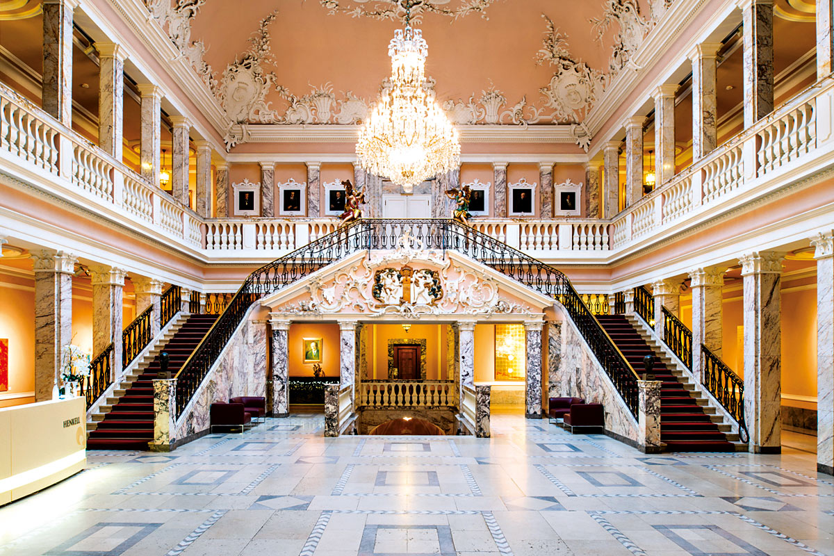 Henkell-entrada-palacete-@-henkell-freixenet