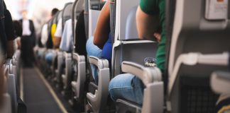 Especialistas revelam conselhos que podem salvar-lhe a vida num acidente de avião