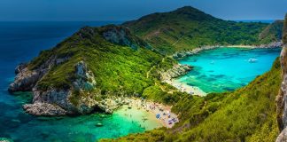 Estes são os 10 destinos mais seguros da Europa no verão pós-Covid - e três são portugueses