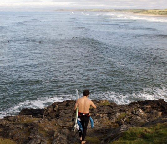 Estes são os melhores spots de surf da Europa e dois são em Portugal