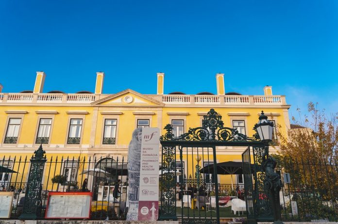 Museu da Farmácia recebe visita temática sobre a saúde pré-colombiana Museu da Farmácia recebe visita temática sobre a saúde pré-colombiana