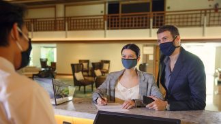 O que nunca deve perguntar a um funcionário de hotel