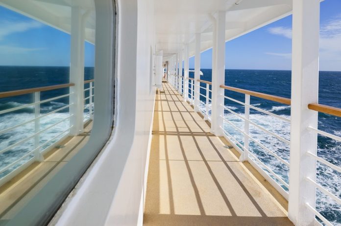 Royal Caribbean estende suspensão de operações até ao final de outubro Royal Caribbean estende suspensão de operações até ao final de outubro