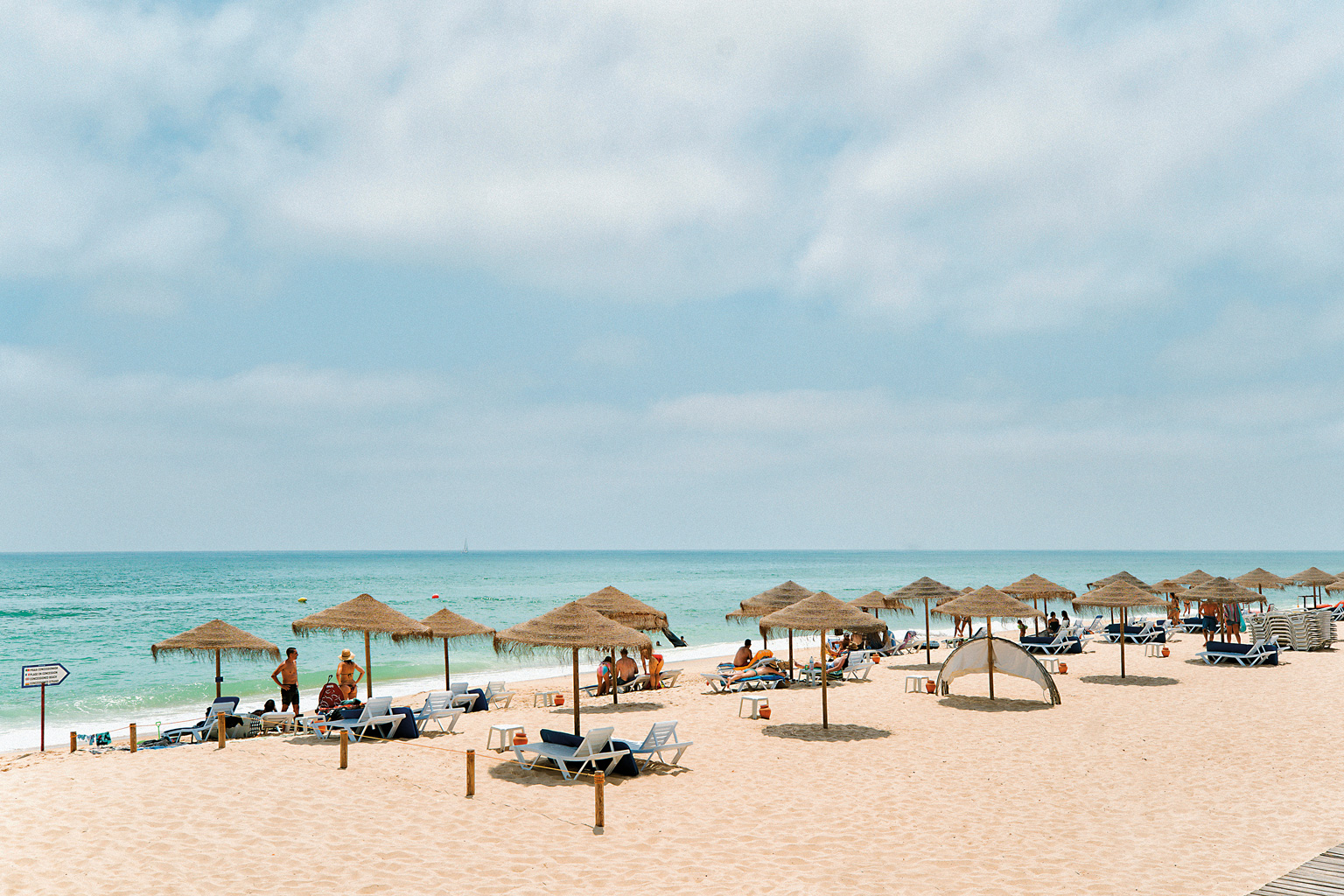 38054116_BINARY_GL23072020_MARIAJOAOGALA149