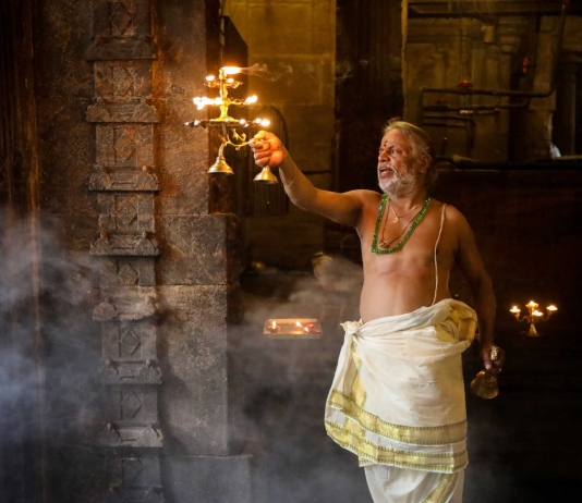 O abraço que o Sri Lanka escondia há dez meses