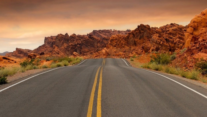 estrada vazia_1a_pixabay