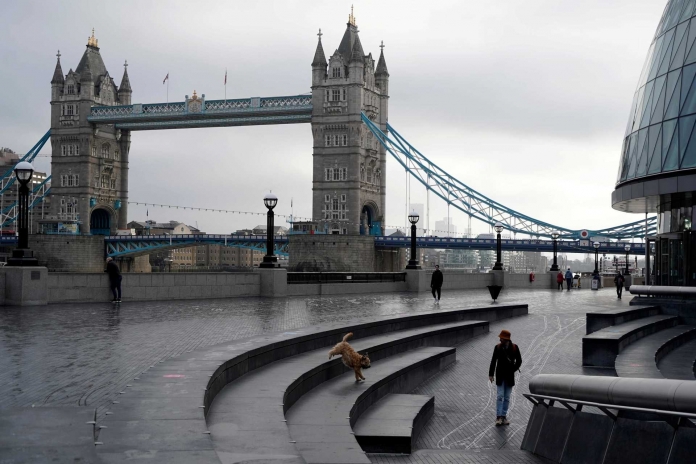 BRITAIN-HEALTH-VIRUS