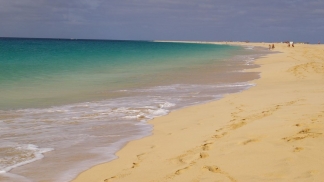 Cabo Verde facilita entrada de turistas