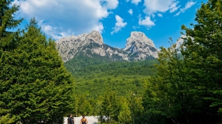 “Volta ao Mundo” de março já nas bancas