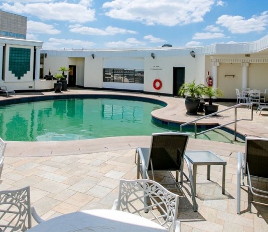 O hotel de luxo que virou motivo de chacota