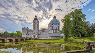 Volta ao Mundo de outubro já nas bancas