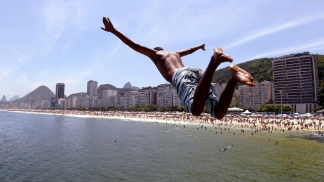 Copacabana, a praia que é toda ela festa viva