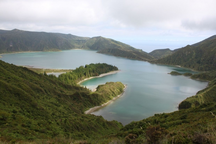 portugal açores lagoa de fogo 1 pixabay