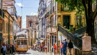 Turismo fecha o ano a bater todos os máximos em Portugal