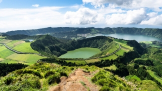 Açores sempre na crista da onda